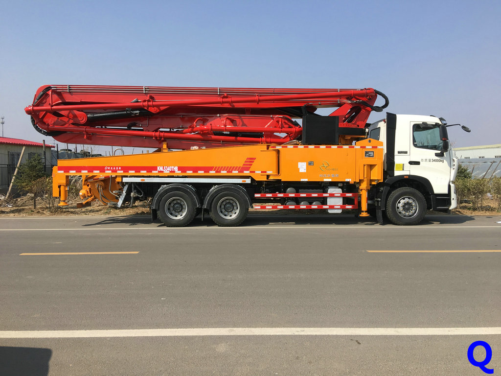 小型混凝土泵車，小型泵車，天泵，混凝土泵車