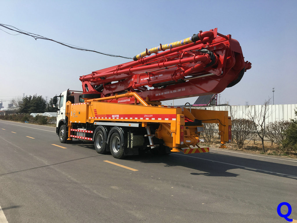 小型混凝土泵車，天泵，科尼樂(lè)小型泵車