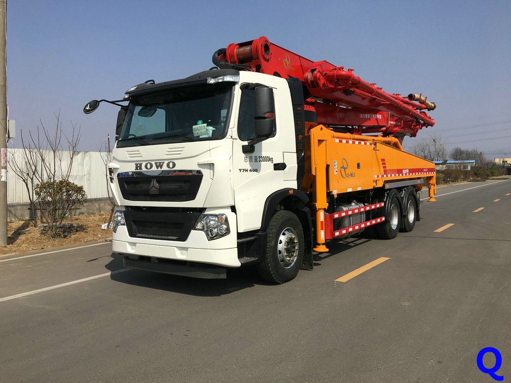 小型混凝土泵車。天泵，混凝土泵車，小型泵車